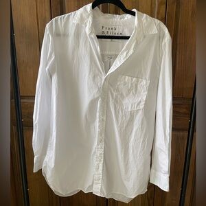 Frank & Eileen White Casual Button Down Shirt